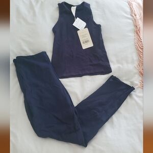 Fabletics Navy NWT Workout Set-- Med Pants, Small Top